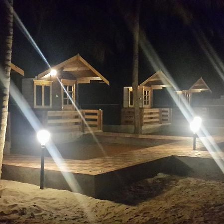 גוקרנה Kudle Ocean Front Resort מראה חיצוני תמונה
